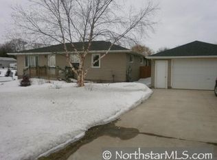 9552 67th St SW, Howard lake, MN 55349