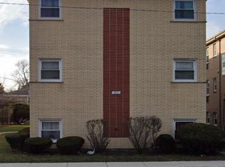 4524 River Rd #GW, Schiller Park, IL 60176