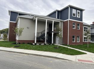 2200 Bradley Ave #202, Louisville, KY 40217