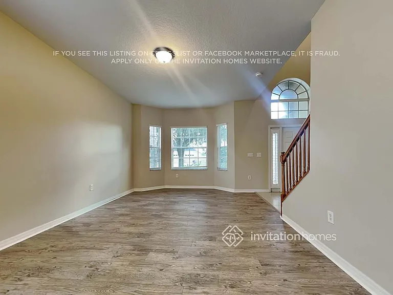 4453 Creekside Dr — Photo 5