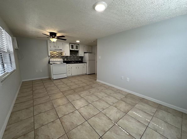 1225 W Pierce St #1211