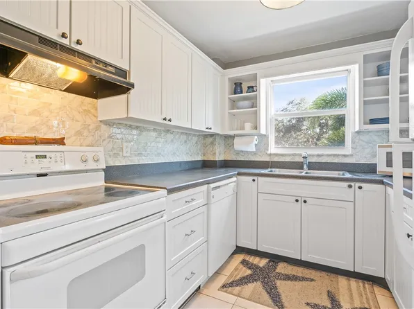 275 Date Palm Rd APT 307, Vero Beach, FL 32963