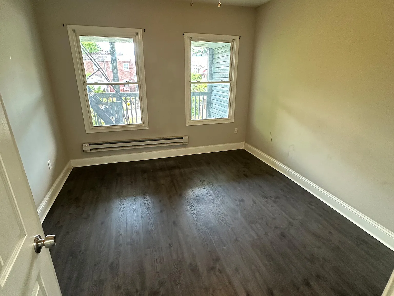 2 bed, 1.0 bath, $1,350 — Photo 2