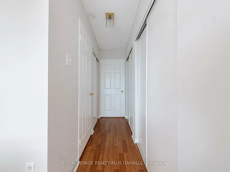 2177 Burnhamthorpe Rd W #1810 — Photo 21