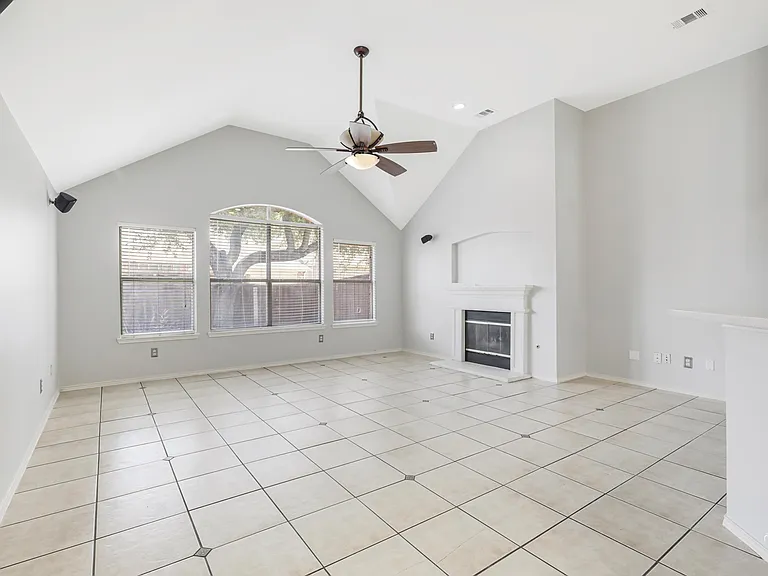 5653 Westwood Ln — Photo 18
