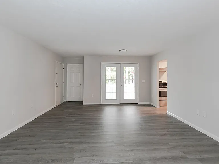 Oak Terrace — Photo 9