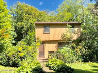 375 Wells Rd, Becket, MA 01223