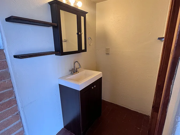 2620 W Ironwood Hill Dr #16 — Photo 6