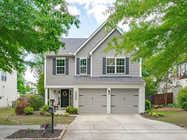 229 Timber Meadow Lake Dr, Fuquay Varina, NC 27526