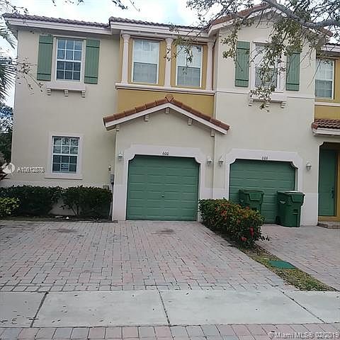 1st image of 600 NE 21st Ave #600