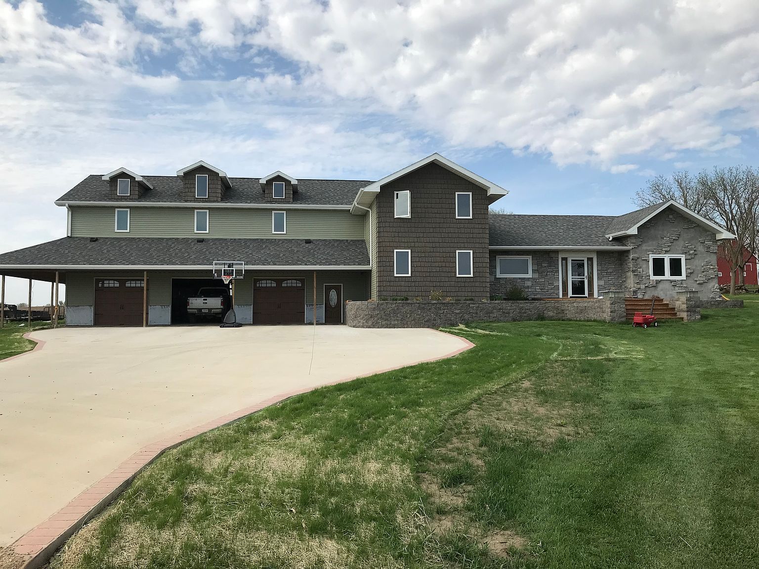 411 West St, Pierson, IA 51048 Zillow