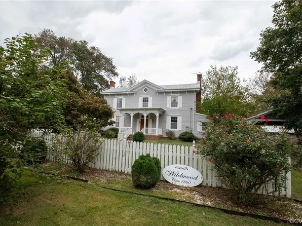 2297 Indian Oak Rd, Crewe, VA 23930
