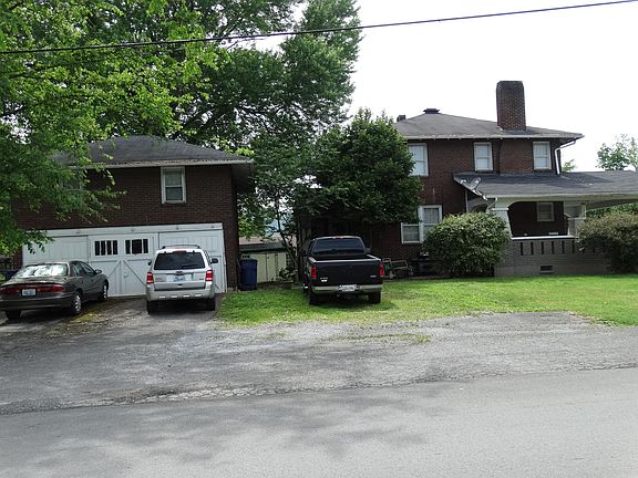 2nd image of 3001 Cumberland Ave