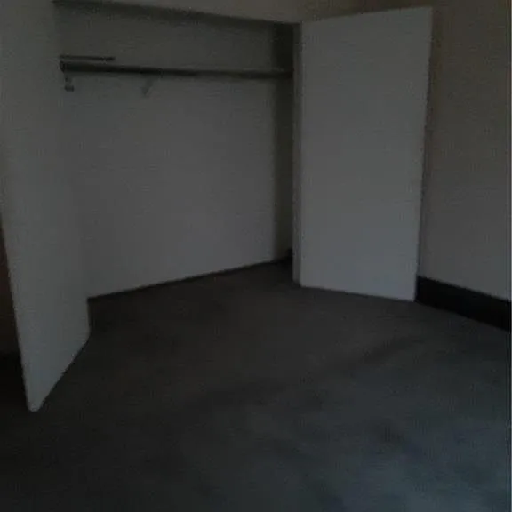 709 Line St #B — Photo 7