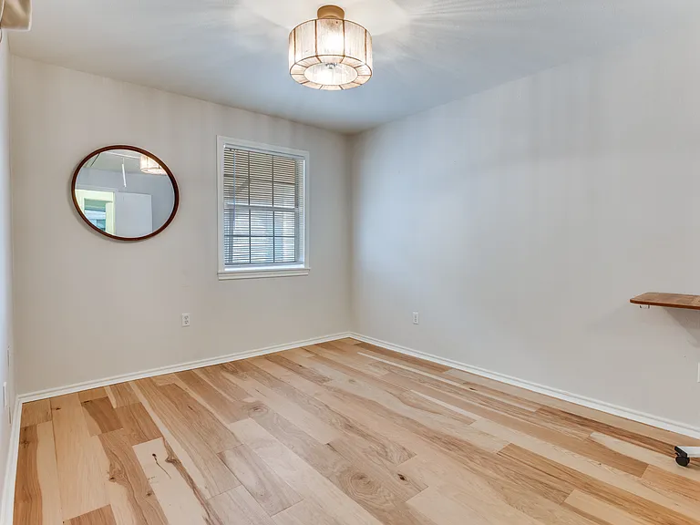 1112 Kings Hwy #MH — Photo 8