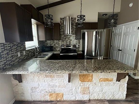 4th image of 106 Teak Dr APT 3