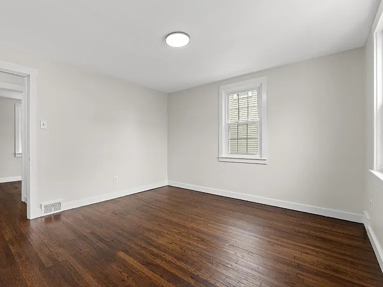 800 Market St — Photo 11