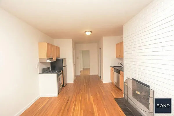 Rented by Bond New York | media 7