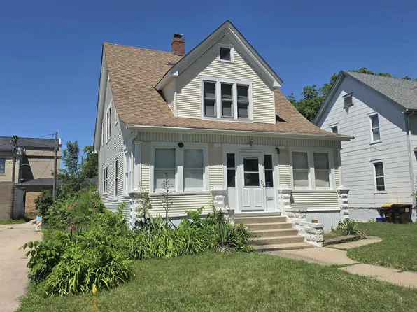 1413 Parmele St, Rockford, IL 61104