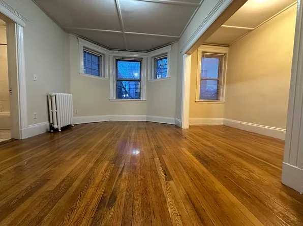 325 Huntington Ave #33, Boston, MA 02115