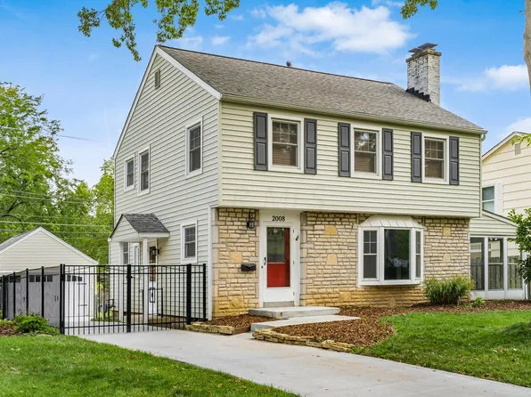 2008 Edgemont Rd N, Columbus, OH 43212