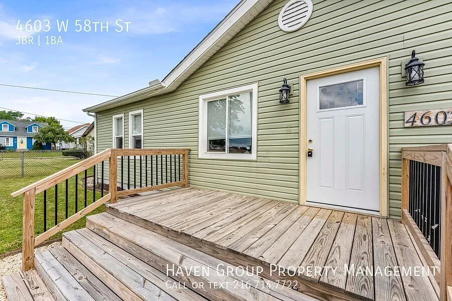 4603 W 58th St, Cleveland, OH 44144- Spacious 3-bed 1-bath single-family home! — Photo 3