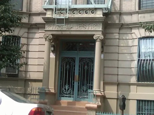 Rented by ZealEstate Group Inc | media 46