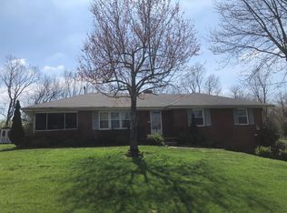 344 Twinbrook Dr, Danville, KY 40422