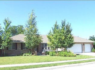 2332 W Dayton Crest Cir, South Jordan, UT 84095