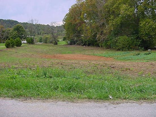 2nd image of 136 Virginia Ave