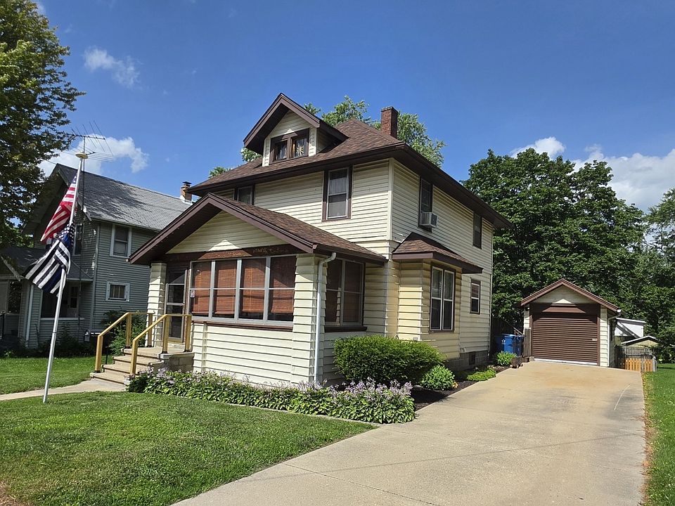 1st image of 906 S Galena Ave