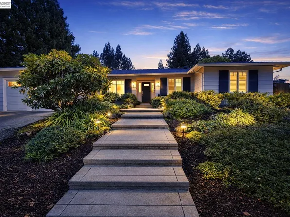 372 Borica Dr, Danville, CA 94526