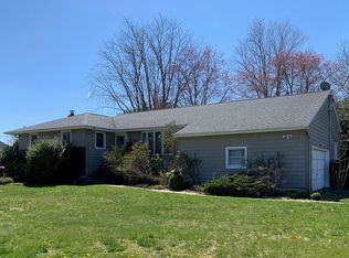 846 Aberdeen Rd, Bay Shore, NY 11706