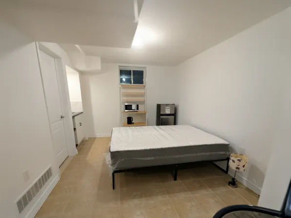 (undisclosed Address), Barrie, ON L4N 9P8