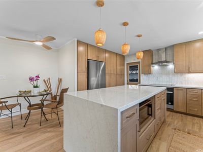 2265 Waiomao Rd, Honolulu, HI, 96816