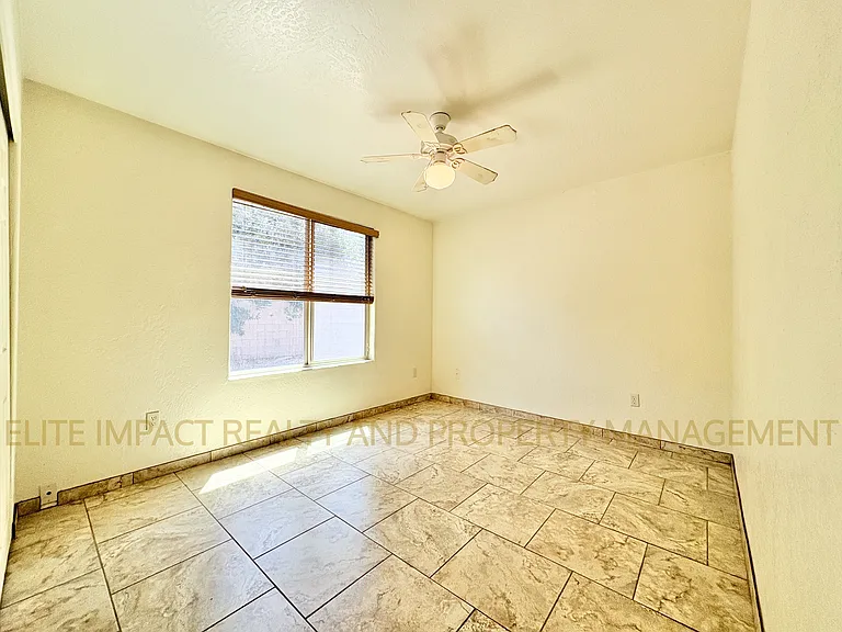 1628 N Venice Ave #1-4 — Photo 12