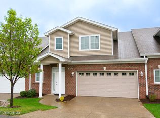 915 S English Station Rd, Louisville, KY 40299