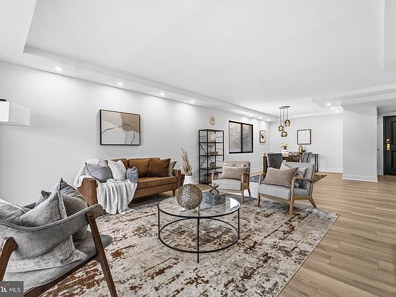 3rd image of 6101 Edsall Rd APT 602