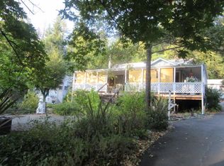 409 Forest Dr, Redway, CA 95560