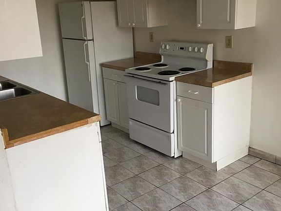 4th image of 2729 NW 202nd Ln