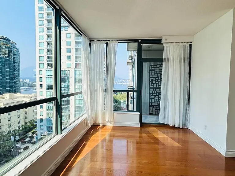 1239 Georgia St W #705 — Photo 1
