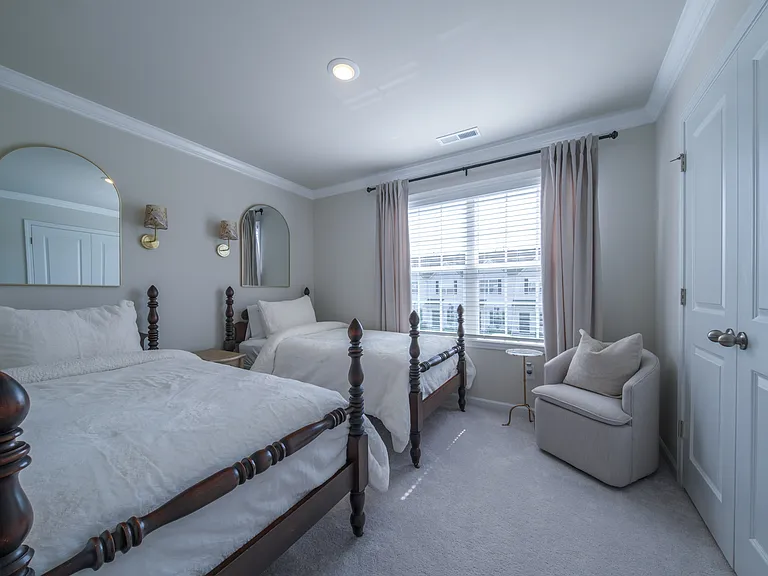 3160 N Hills Dr — Photo 31