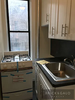 Rented by BRICK & GALO REALTY CORP | media 6