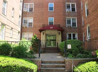 243 McDonald Ave APT 3S, Brooklyn, NY 11218