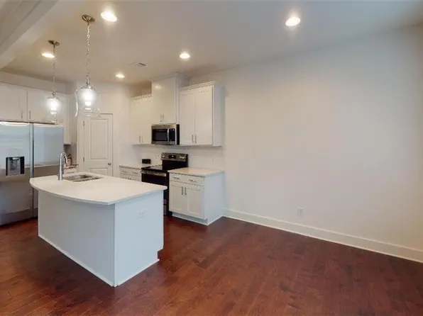 2248 Mulsanne Dr, Lithonia, GA 30058