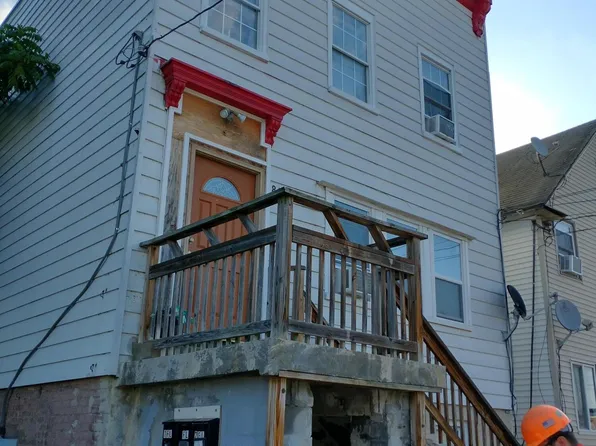 845 Livingston ave Avenue, Albany, NY 12206