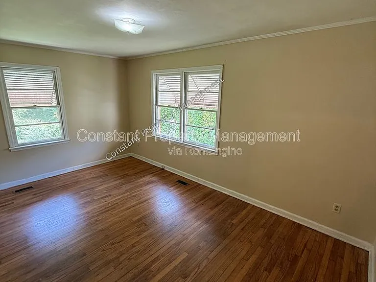 3069 Somerset Dr — Photo 17
