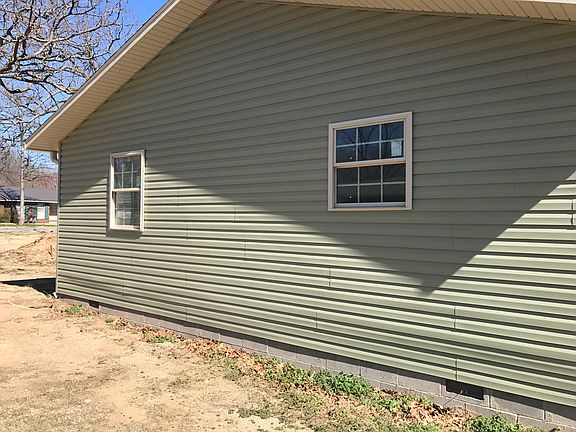 2nd image of 6807 SE 73rd Ter