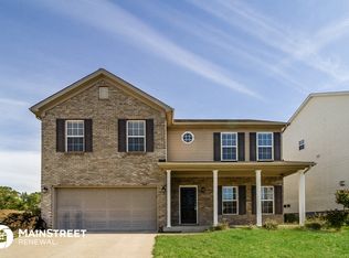 8301 Independence School Rd, Louisville, KY 40228