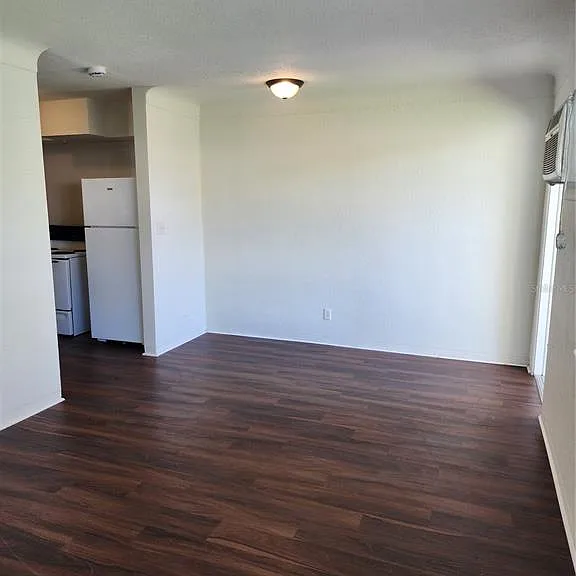 2227 Highland St S #2 — Photo 2